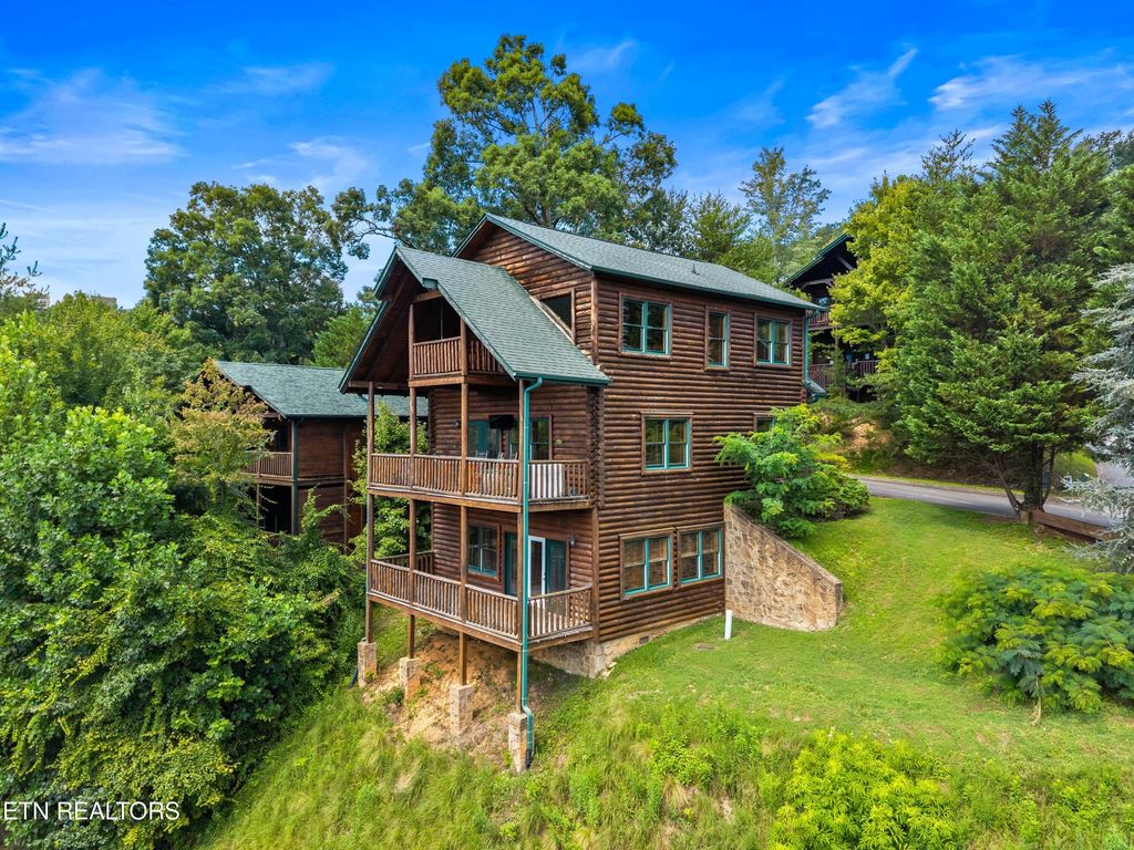 Photo of 737 Mountain Stream Way, Gatlinburg, TN 37738 (MLS # 1313771)