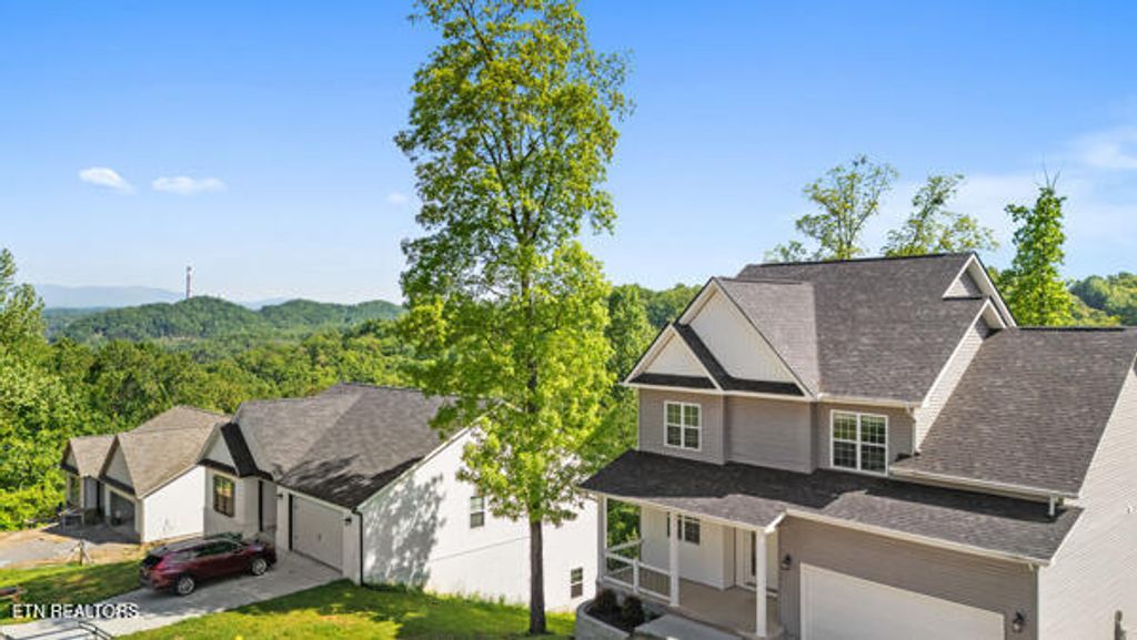 Photo of 3966 Mountain Vista Rd, Knoxville, TN 37931 (MLS # 1300534)