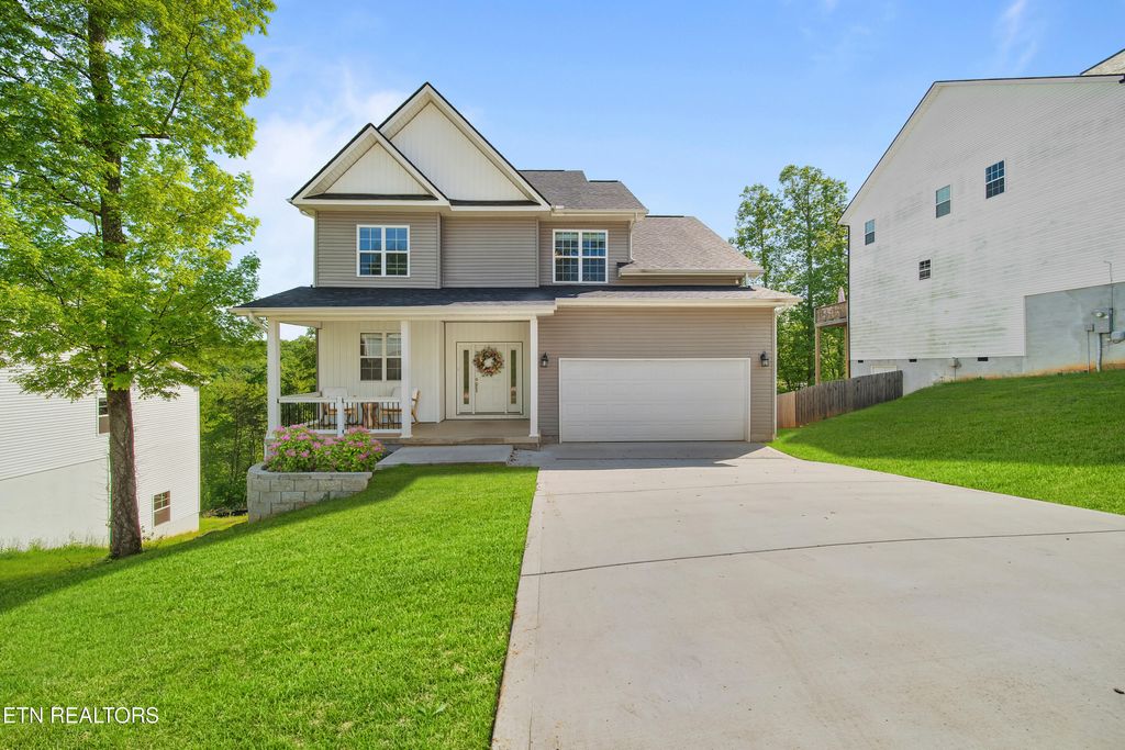 Photo of 3966 Mountain Vista Rd, Knoxville, TN 37931 (MLS # 1300534)