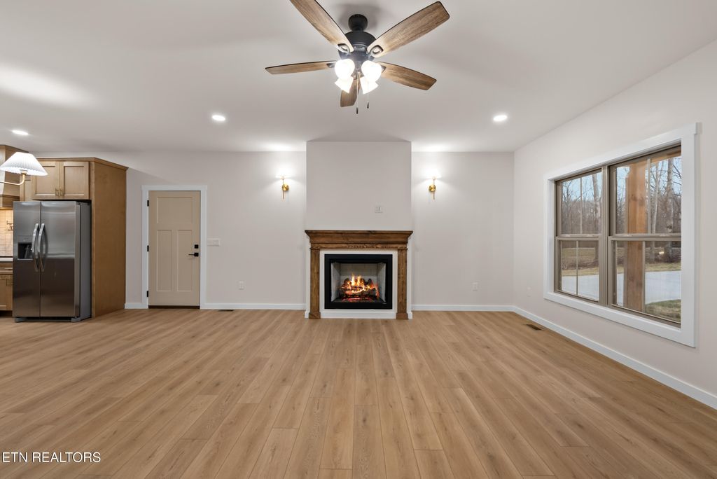 Photo of 7058 Topez Drive, Crossville, TN 38572 (MLS # 1331174)