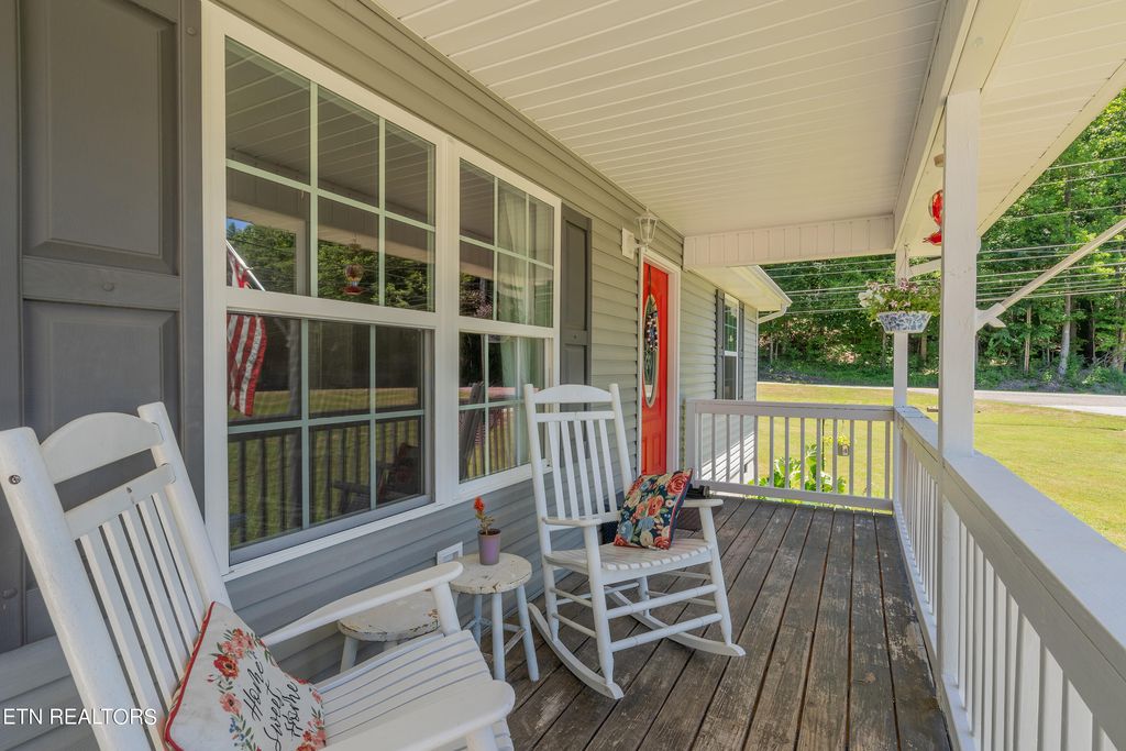 Photo of 106 Corbin Hill Rd, Oliver Springs, TN 37840 (MLS # 1268641)