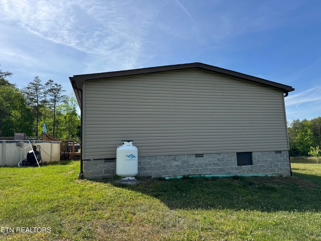 Photo of 4455 Jonesville Rd, Clarkrange, TN 38553 (MLS # 1341062)