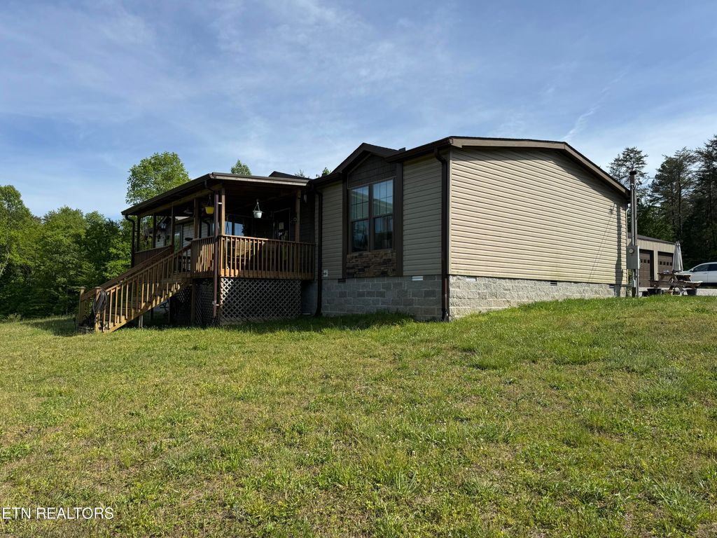 Photo of 4455 Jonesville Rd, Clarkrange, TN 38553 (MLS # 1341062)
