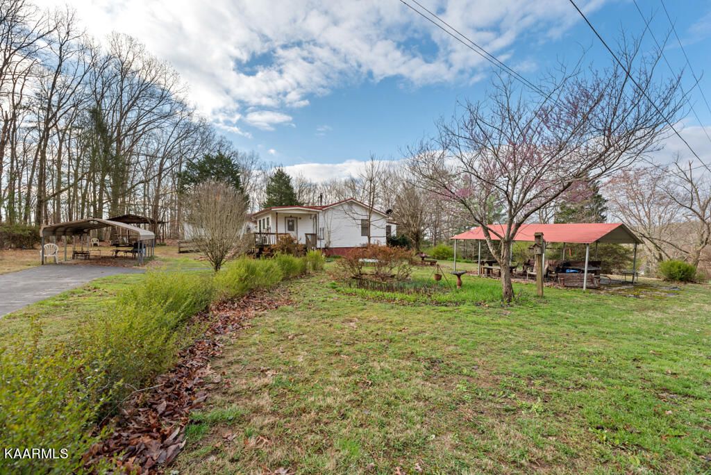 Photo of 1288 Cove Lane, Oliver Springs, TN 37840 (MLS # 1220840)