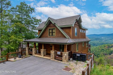 2520 Mountain Holly Way Sevierville TN 37862