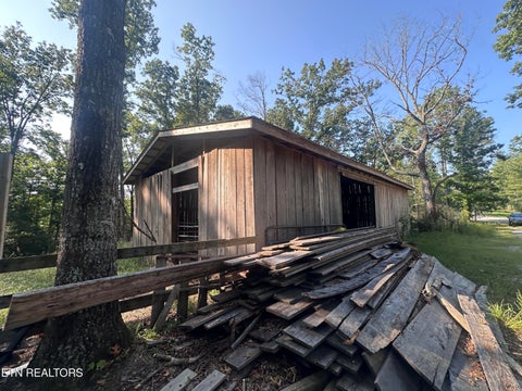 Tiny photo for 536 Teepee Lane, Jamestown, TN 38556 (MLS # 1355822)