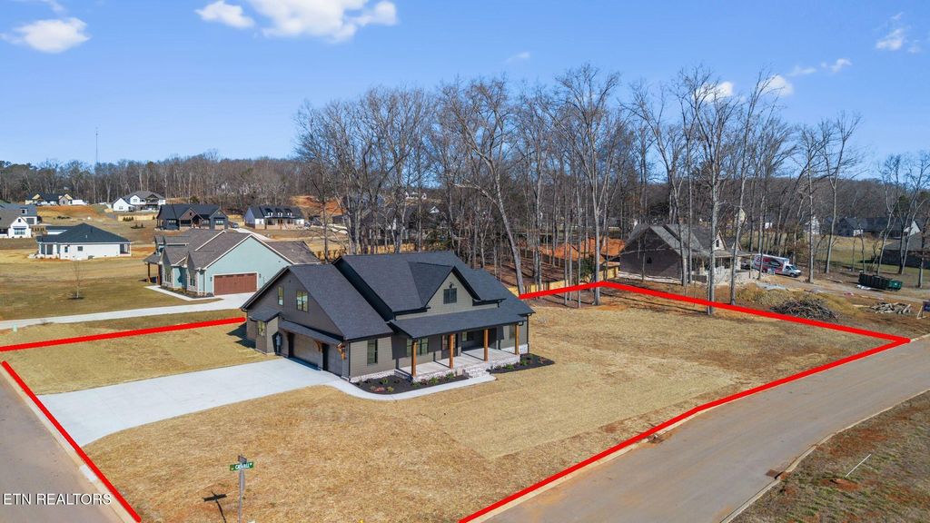 Photo of 932 Herbert Drive, Greenback, TN 37742 (MLS # 1329494)