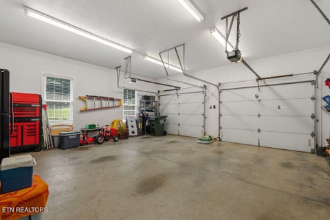 Tiny photo for 115 County Road 531, Etowah, TN 37331 (MLS # 1346566)