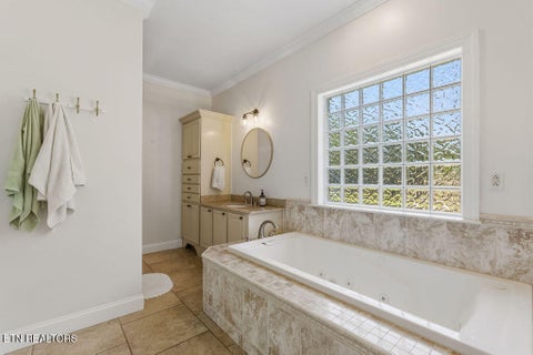 Tiny photo for 115 County Road 531, Etowah, TN 37331 (MLS # 1346566)