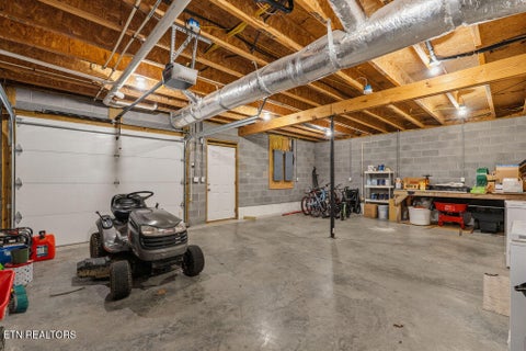 Tiny photo for 115 County Road 531, Etowah, TN 37331 (MLS # 1346566)