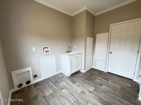 Tiny photo for 122 Underwood Rd, Sweetwater, TN 37874 (MLS # 1323447)