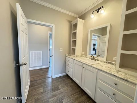 Tiny photo for 122 Underwood Rd, Sweetwater, TN 37874 (MLS # 1323447)