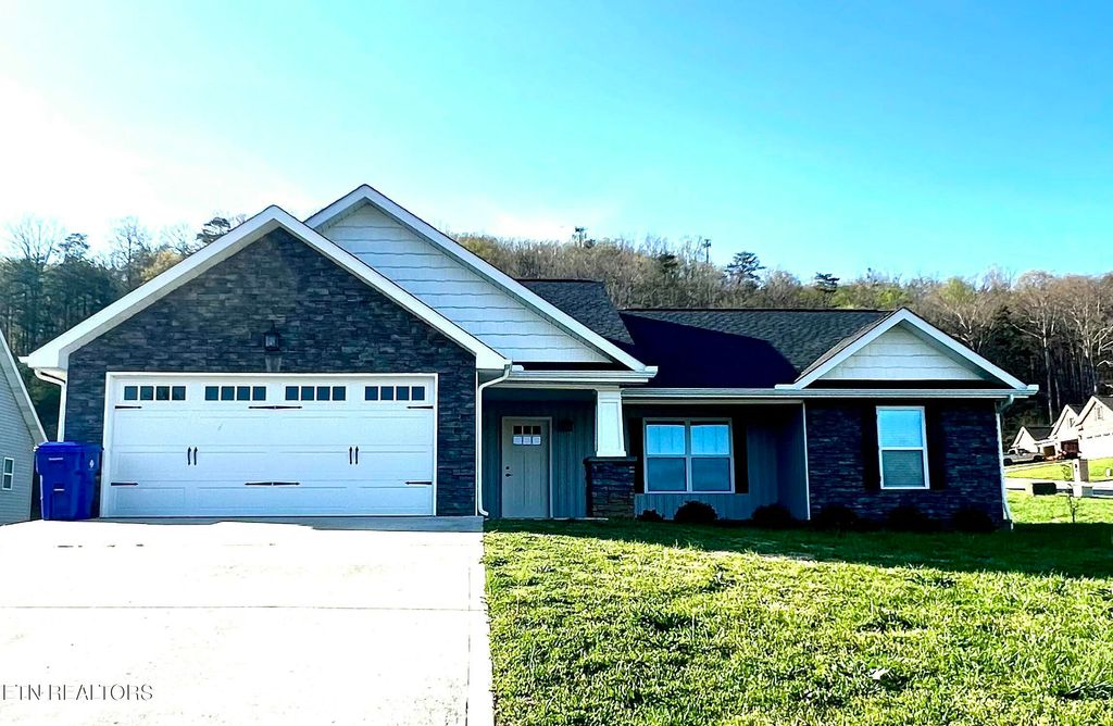 Photo of 100 Edward Dison Drive, Clinton, TN 37716 (MLS # 1298177)
