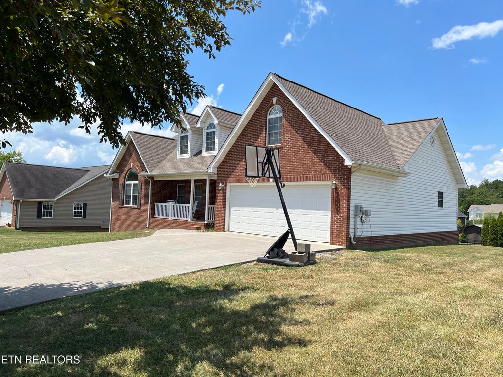 Photo of 1719 Tahoe Tr, Sevierville, TN 37876 (MLS # 1308868)