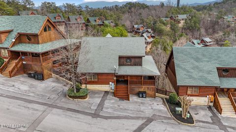 Tiny photo for 2006 Cougar Crossing Way, Sevierville, TN 37876 (MLS # 1332510)