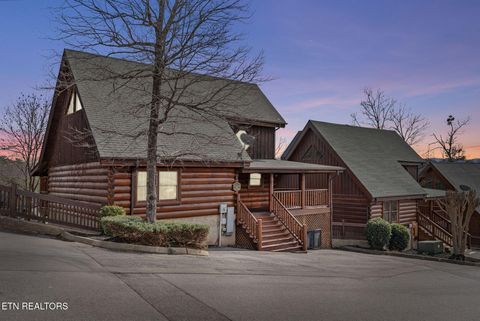 Tiny photo for 2006 Cougar Crossing Way, Sevierville, TN 37876 (MLS # 1332510)