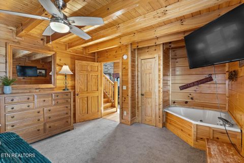 Tiny photo for 2006 Cougar Crossing Way, Sevierville, TN 37876 (MLS # 1332510)