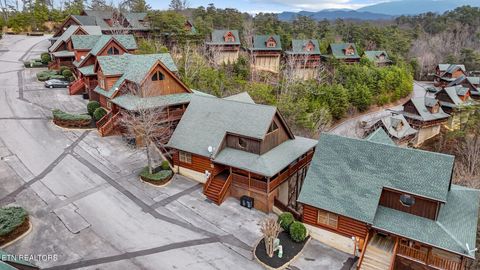 Tiny photo for 2006 Cougar Crossing Way, Sevierville, TN 37876 (MLS # 1332510)