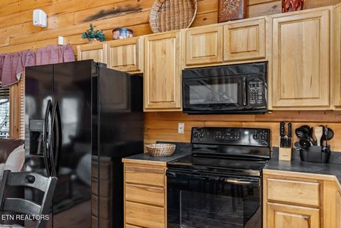 Tiny photo for 2006 Cougar Crossing Way, Sevierville, TN 37876 (MLS # 1332510)