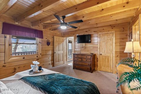 Tiny photo for 2006 Cougar Crossing Way, Sevierville, TN 37876 (MLS # 1332510)