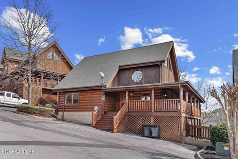 Tiny photo for 2006 Cougar Crossing Way, Sevierville, TN 37876 (MLS # 1332510)