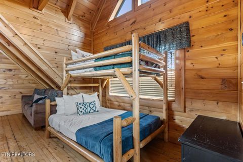 Tiny photo for 2006 Cougar Crossing Way, Sevierville, TN 37876 (MLS # 1332510)