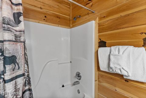 Tiny photo for 2006 Cougar Crossing Way, Sevierville, TN 37876 (MLS # 1332510)