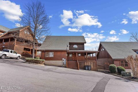 Tiny photo for 2006 Cougar Crossing Way, Sevierville, TN 37876 (MLS # 1332510)