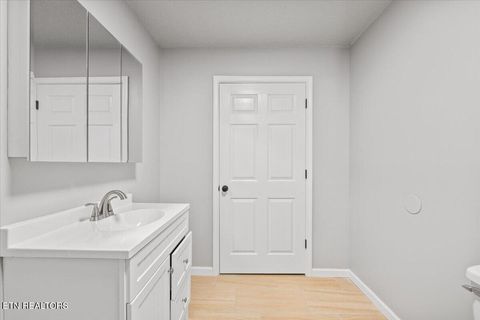 Tiny photo for 190 Dogwood Rd, Caryville, TN 37714 (MLS # 1341715)