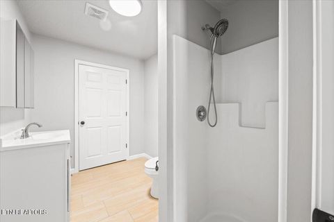 Tiny photo for 190 Dogwood Rd, Caryville, TN 37714 (MLS # 1341715)