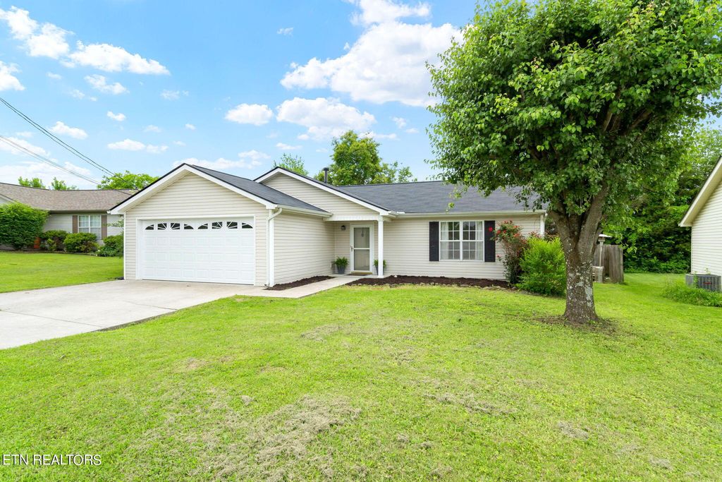Photo of 7808 Ralph Youmans Rd, Corryton, TN 37721 (MLS # 1263171)