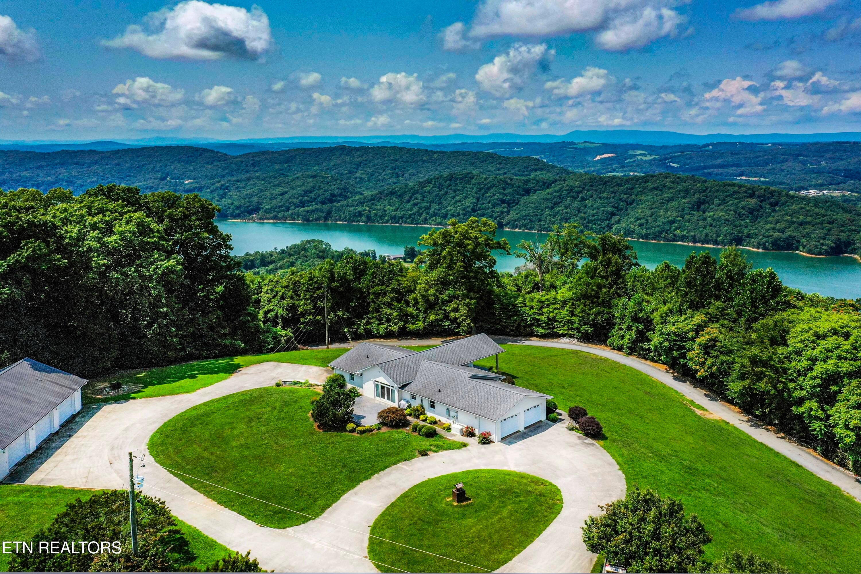 160 Reece Lakeview Lane