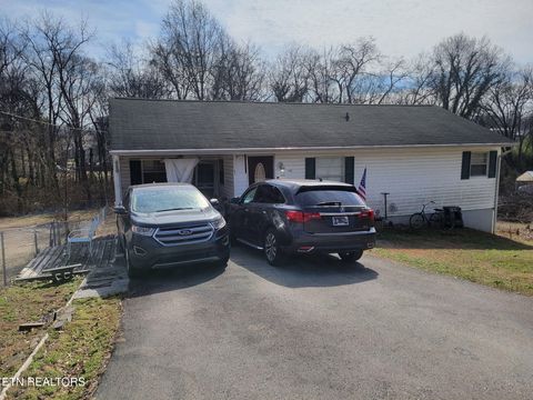 1102 Brookside Ave Maryville TN 37804