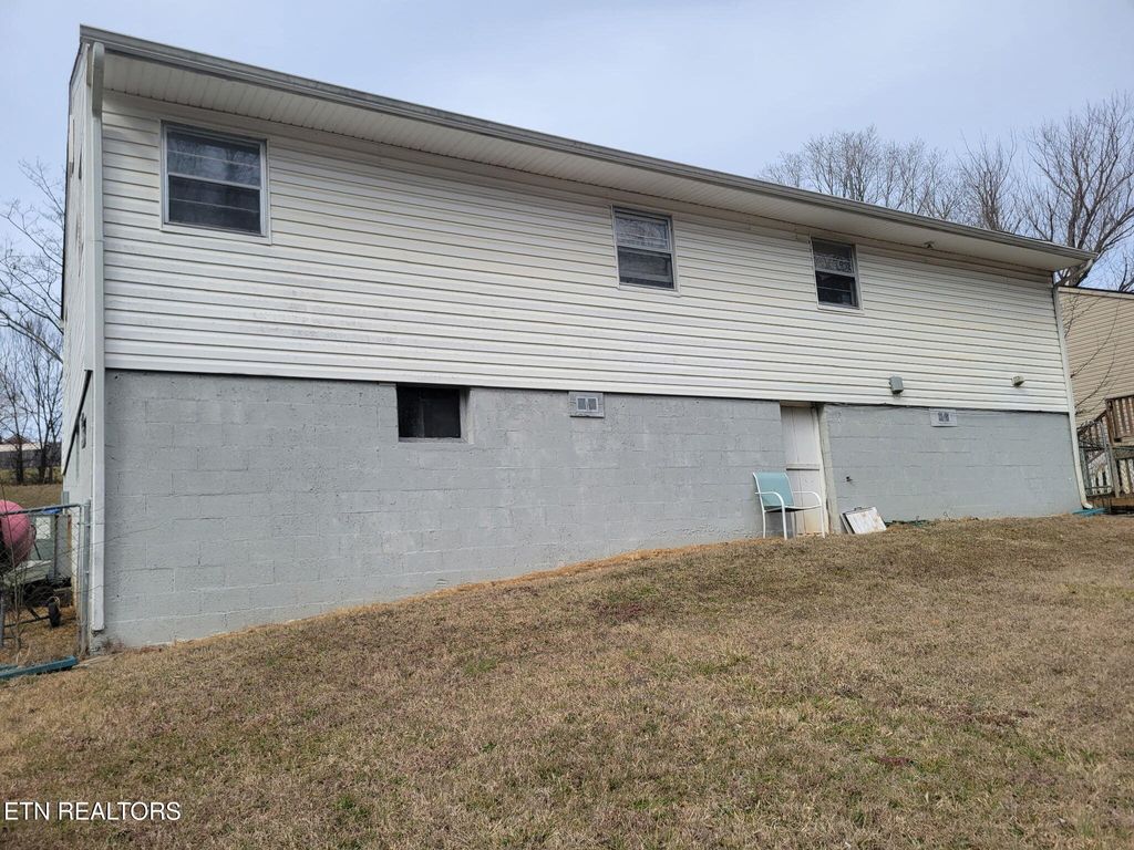 Photo of 1102 Brookside Ave, Maryville, TN 37804 (MLS # 1331710)