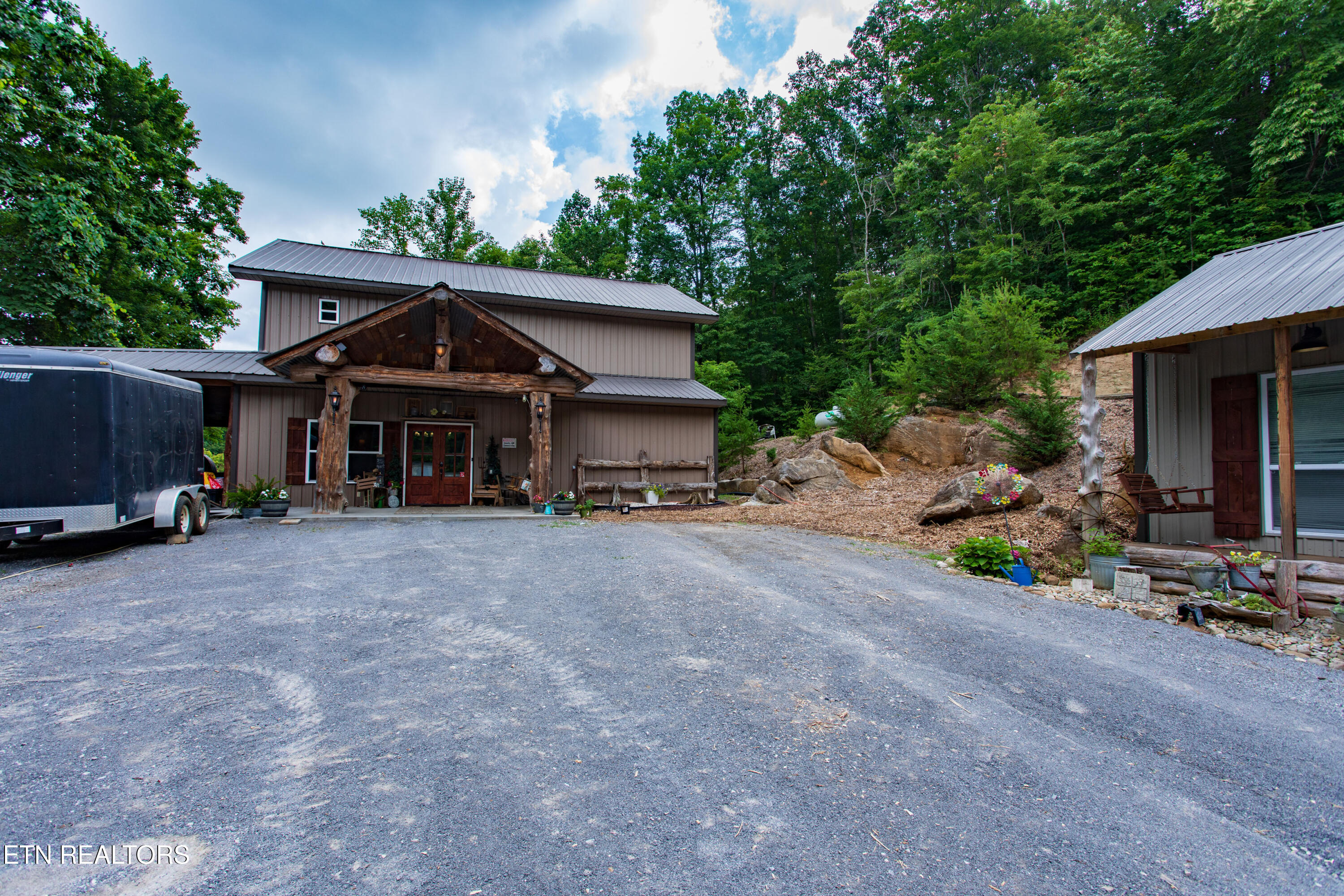 700 Damewood Hollow Rd