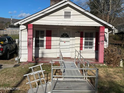 Photo of 723 N Kingston Ave, Rockwood, TN 37854 (MLS # 1326222)