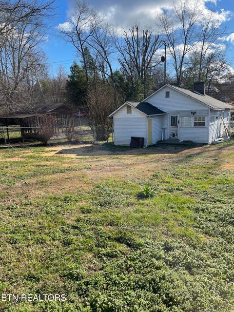Tiny photo for 723 N Kingston Ave, Rockwood, TN 37854 (MLS # 1326222)