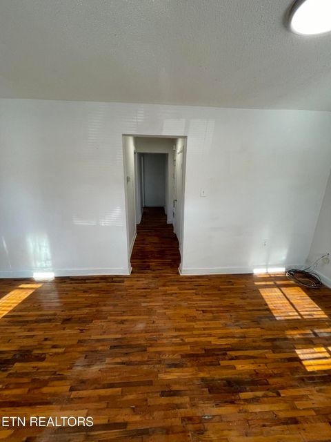 Tiny photo for 723 N Kingston Ave, Rockwood, TN 37854 (MLS # 1326222)