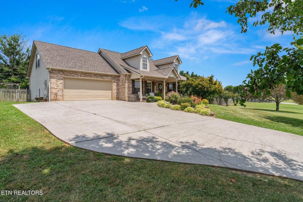 Photo of 1419 Foxfire Circle, Seymour, TN 37865 (MLS # 1307674)
