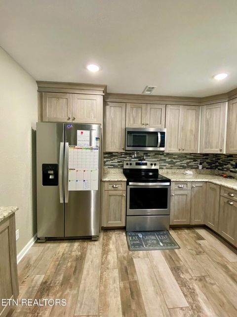 Tiny photo for 207 Blackburn Lane, Lenoir City, TN 37771 (MLS # 1341873)