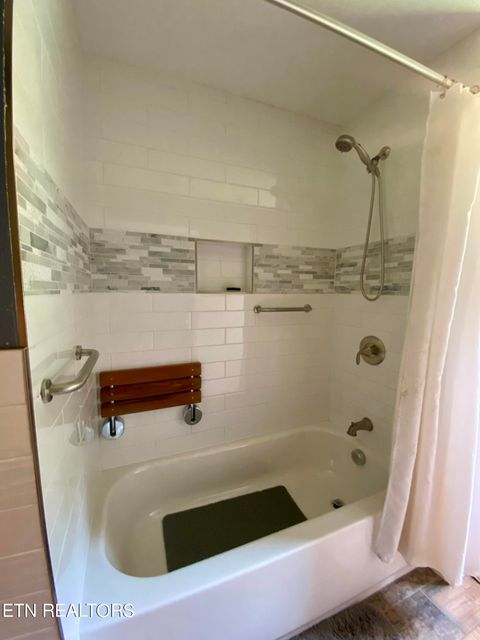 Tiny photo for 207 Blackburn Lane, Lenoir City, TN 37771 (MLS # 1341873)