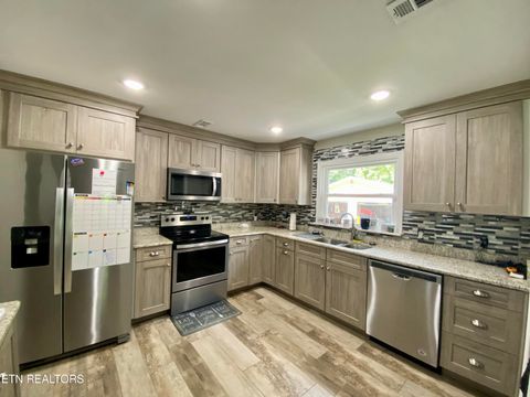 Tiny photo for 207 Blackburn Lane, Lenoir City, TN 37771 (MLS # 1341873)