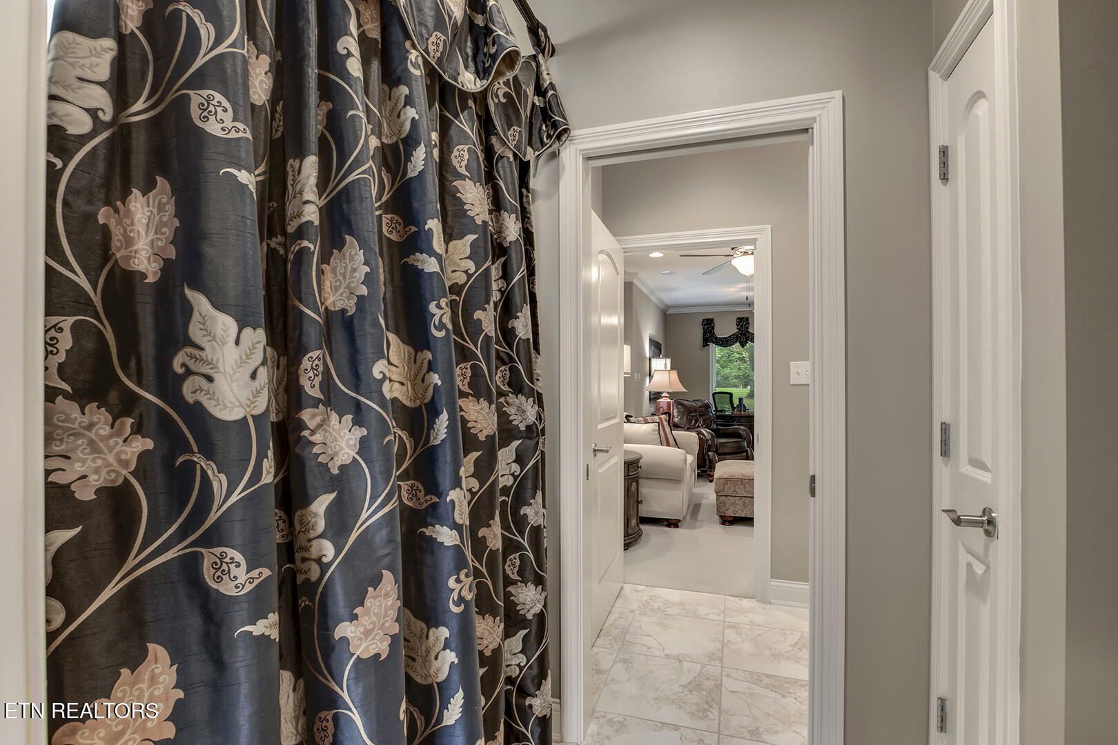 Loudon, Tennessee 37774, United States, 3 Bedrooms Bedrooms, ,3 BathroomsBathrooms,Residential,Coming Soon,198022