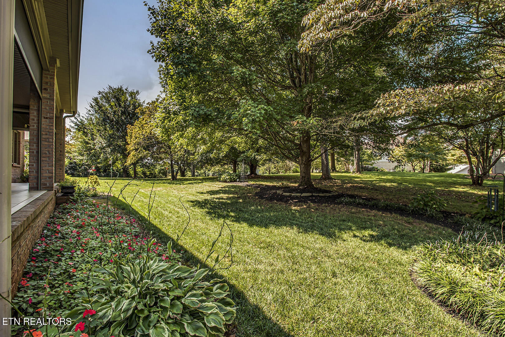 Loudon, Tennessee 37774, United States, 3 Bedrooms Bedrooms, ,3 BathroomsBathrooms,Residential,Coming Soon,198022