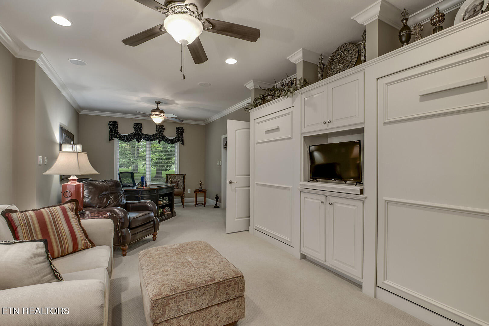 Loudon, Tennessee 37774, United States, 3 Bedrooms Bedrooms, ,3 BathroomsBathrooms,Residential,Coming Soon,198022