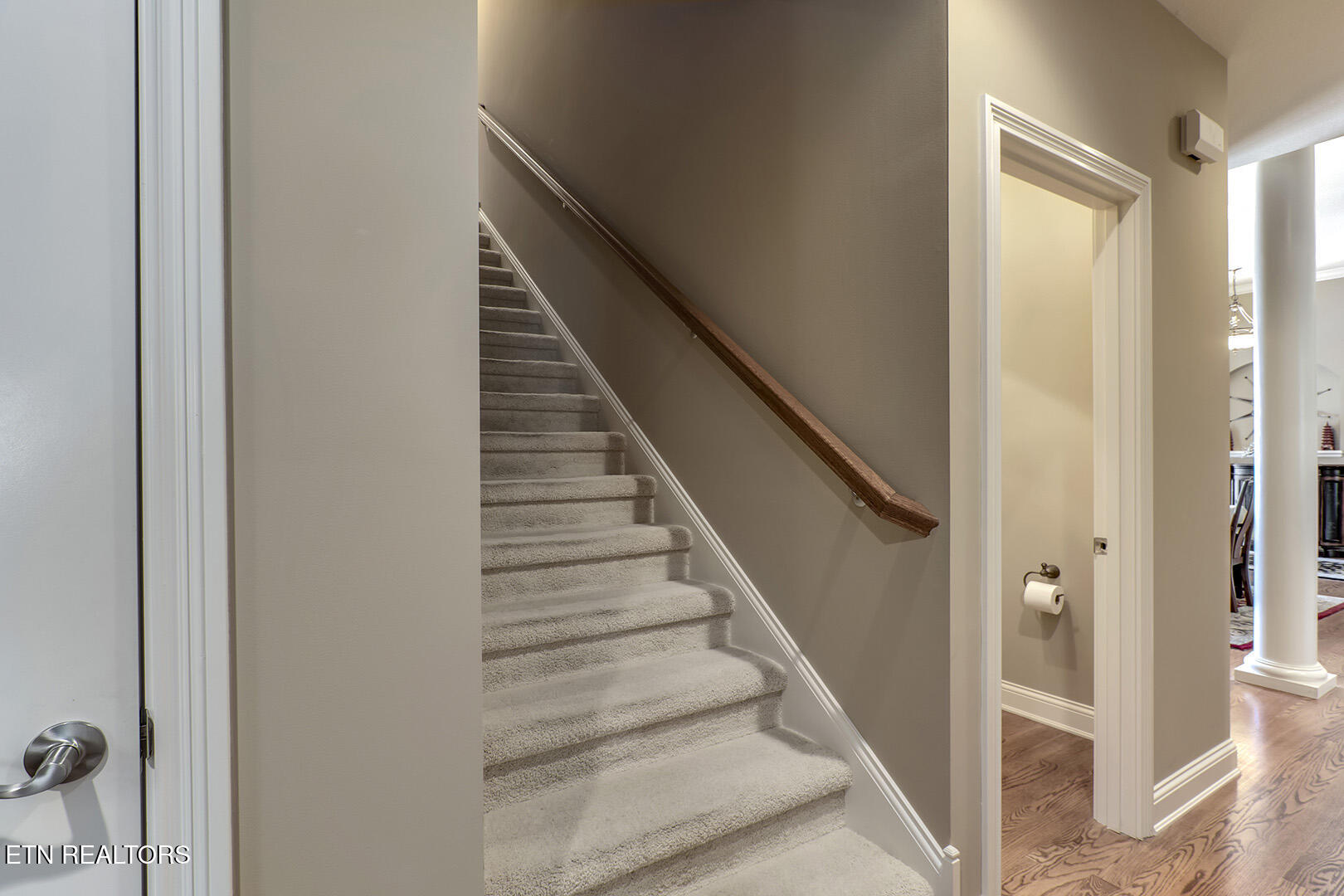 Loudon, Tennessee 37774, United States, 3 Bedrooms Bedrooms, ,3 BathroomsBathrooms,Residential,Coming Soon,198022