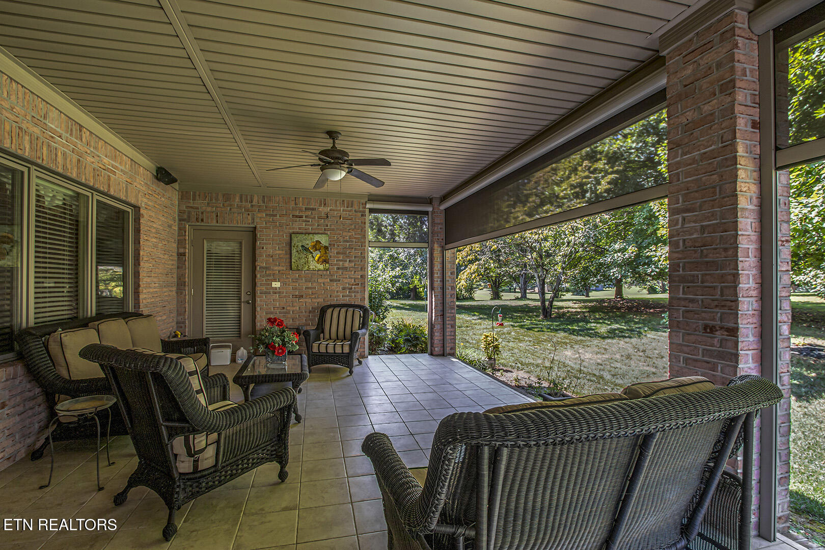 Loudon, Tennessee 37774, United States, 3 Bedrooms Bedrooms, ,3 BathroomsBathrooms,Residential,Coming Soon,198022