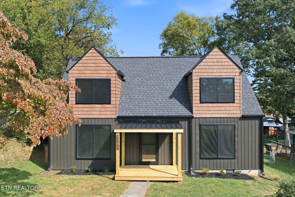 Photo of 5614 Collette Rd, Knoxville, TN 37918 (MLS # 1359519)