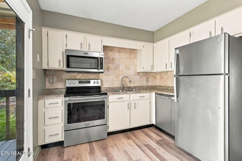 Tiny photo for 5614 Collette Rd, Knoxville, TN 37918 (MLS # 1359519)