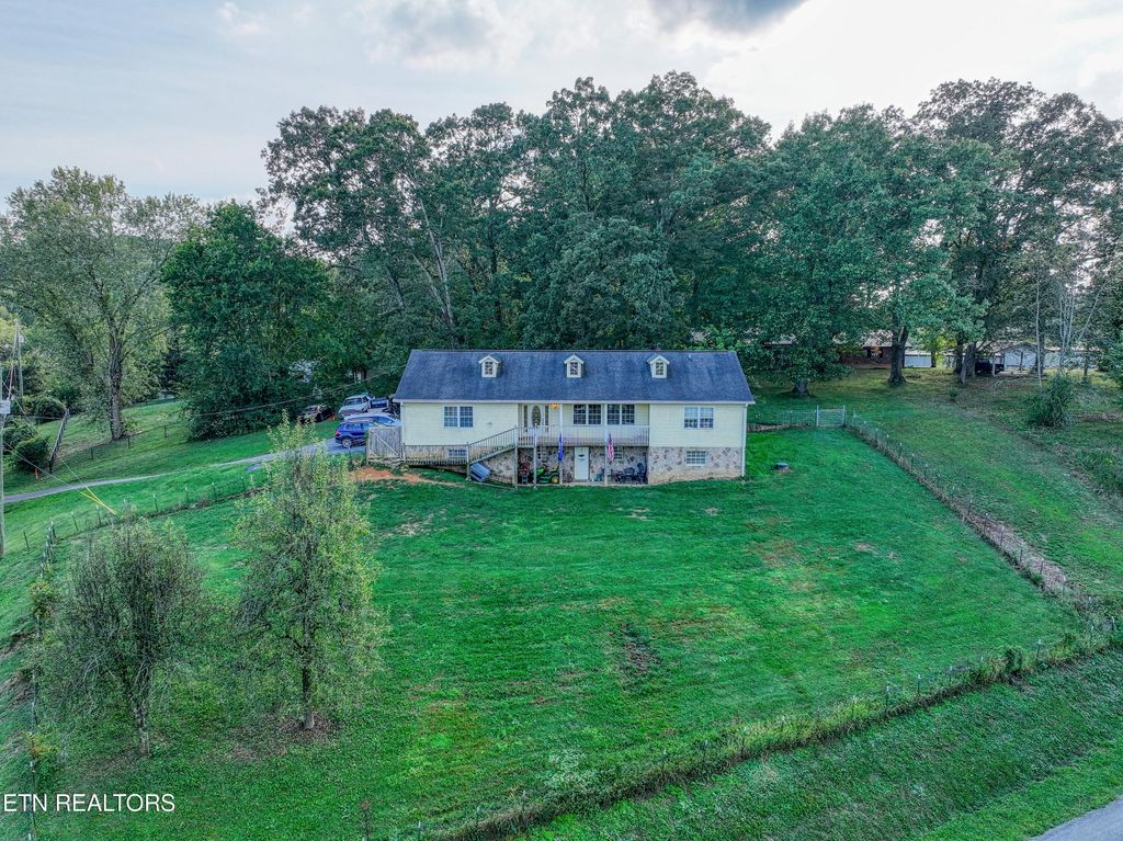 Photo of 2215 Island Blvd, Sevierville, TN 37876 (MLS # 1316635)